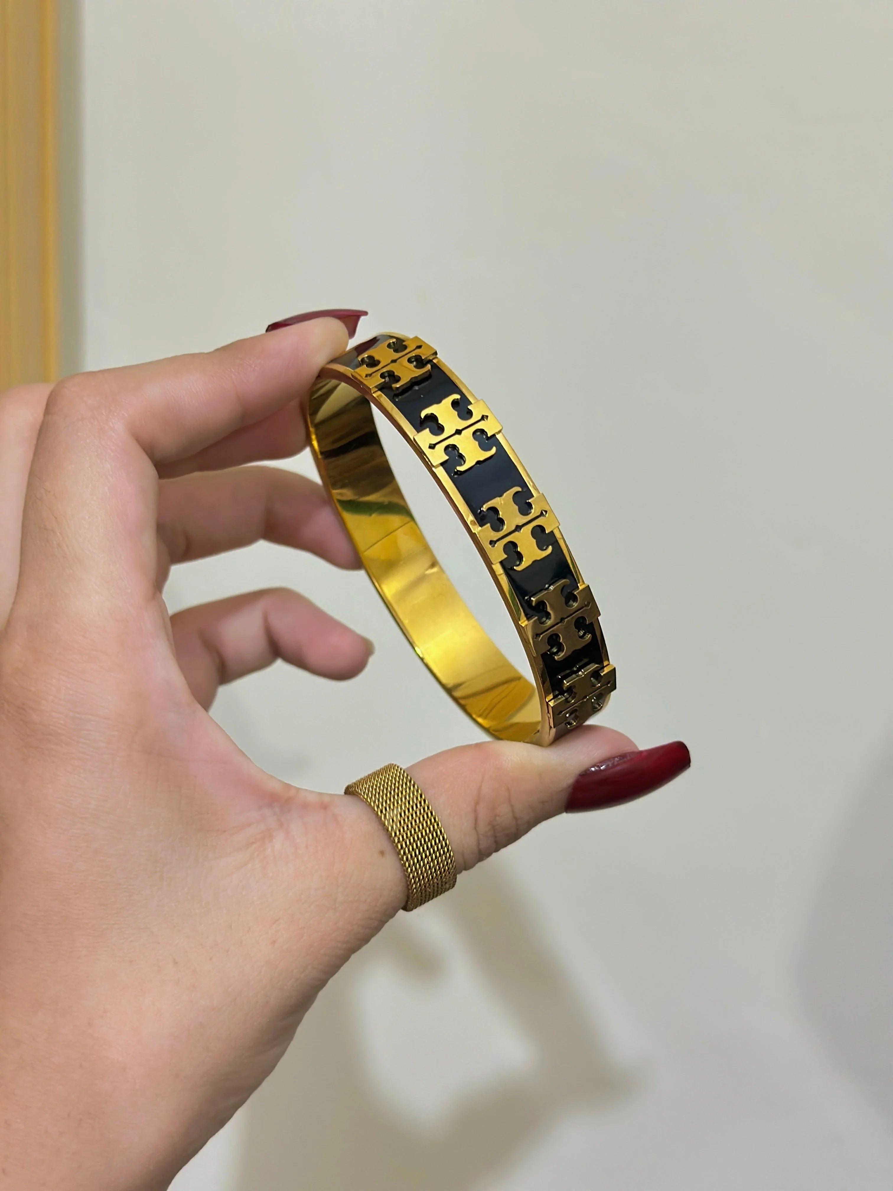 Mate bangle- Black