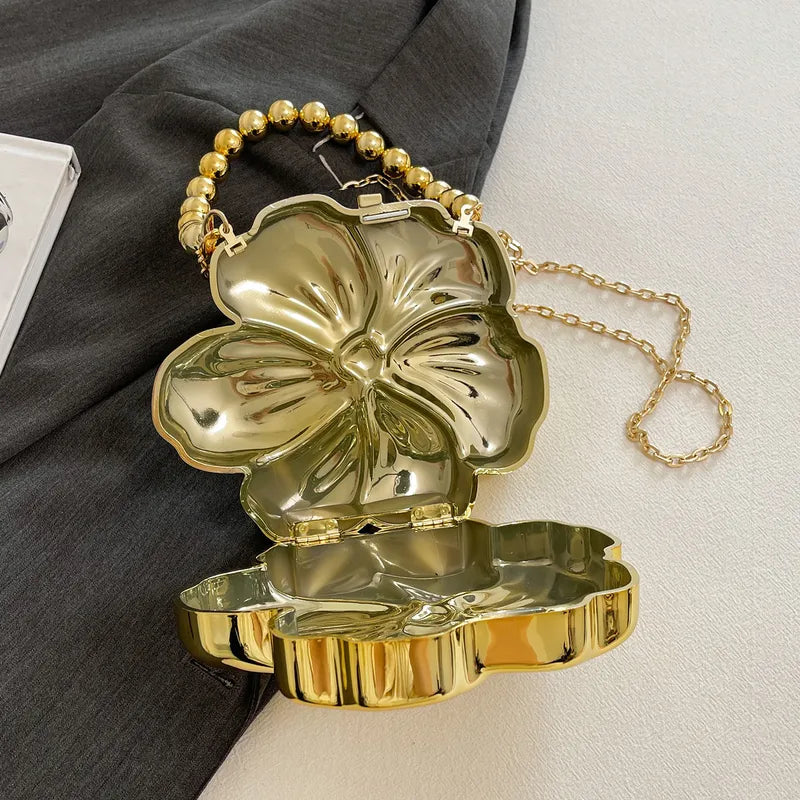 Phool clutch