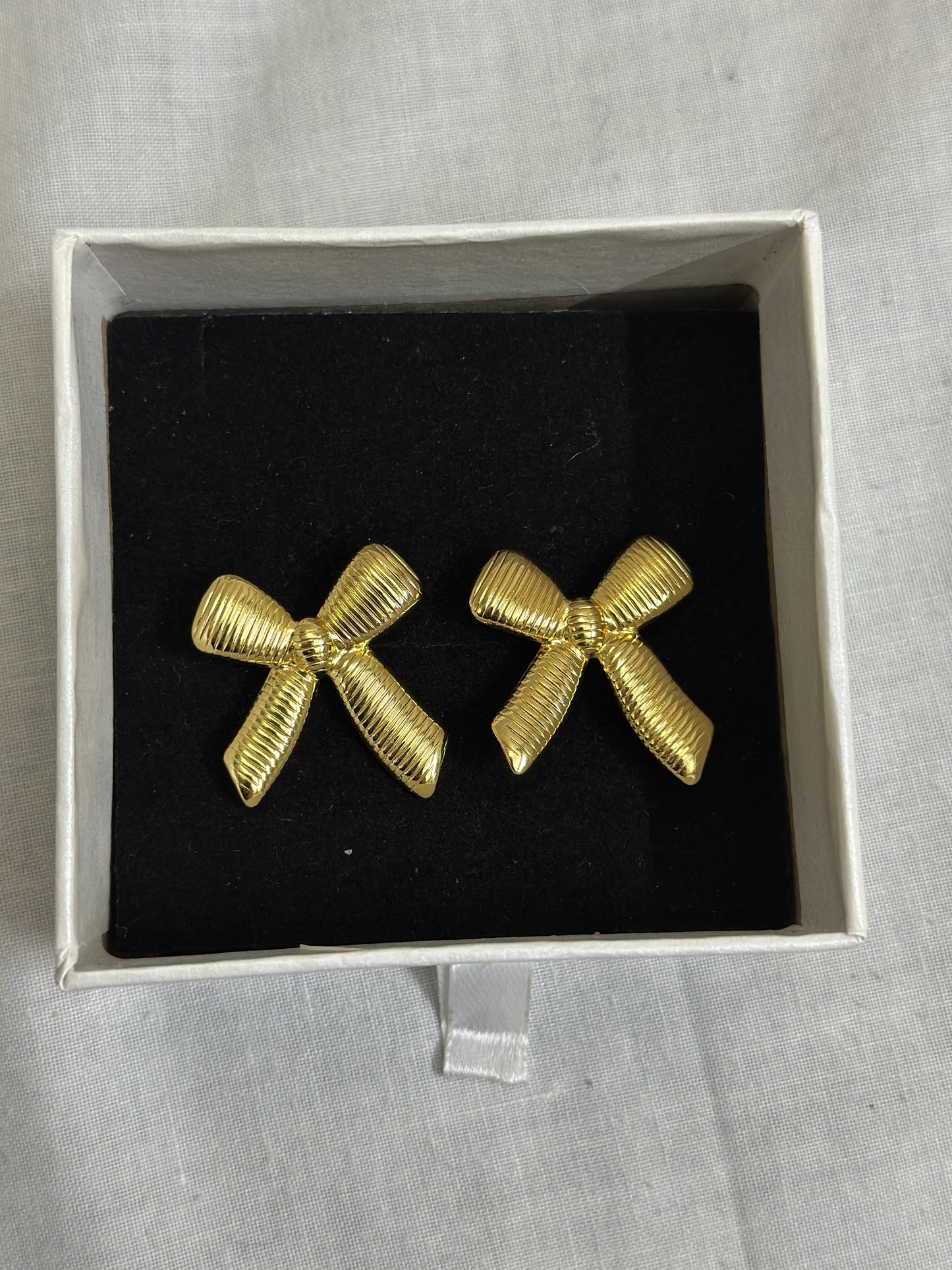 Bow earrings-18k