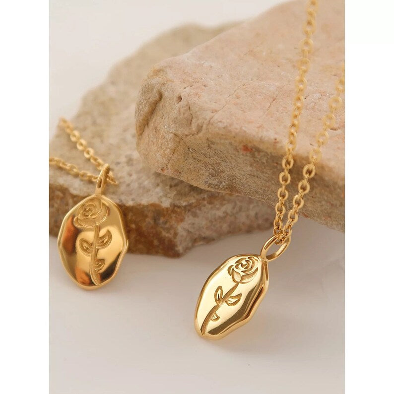 Boxite necklace