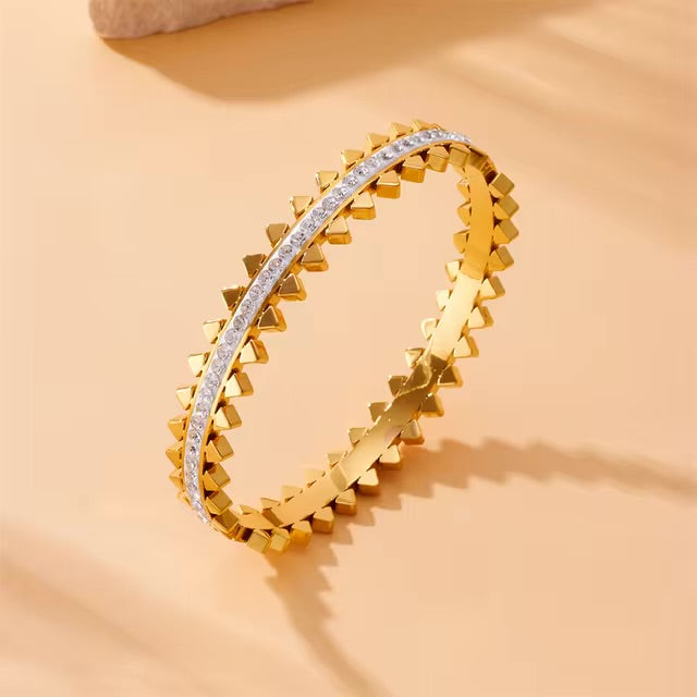Delphine Bangle-18k
