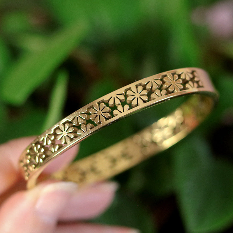 Charizma bangle