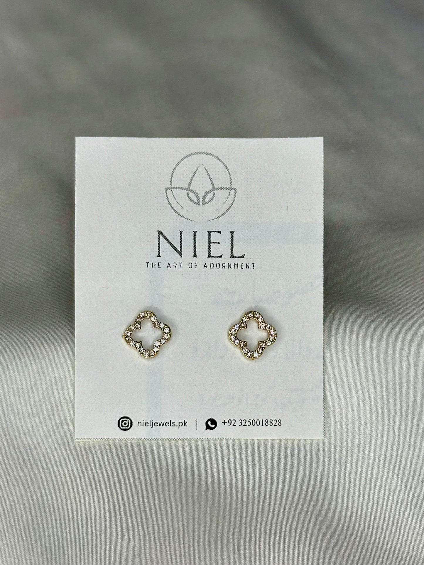 Diamanté hollow Clover Studs