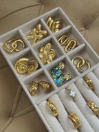 Novine Earrings-18k