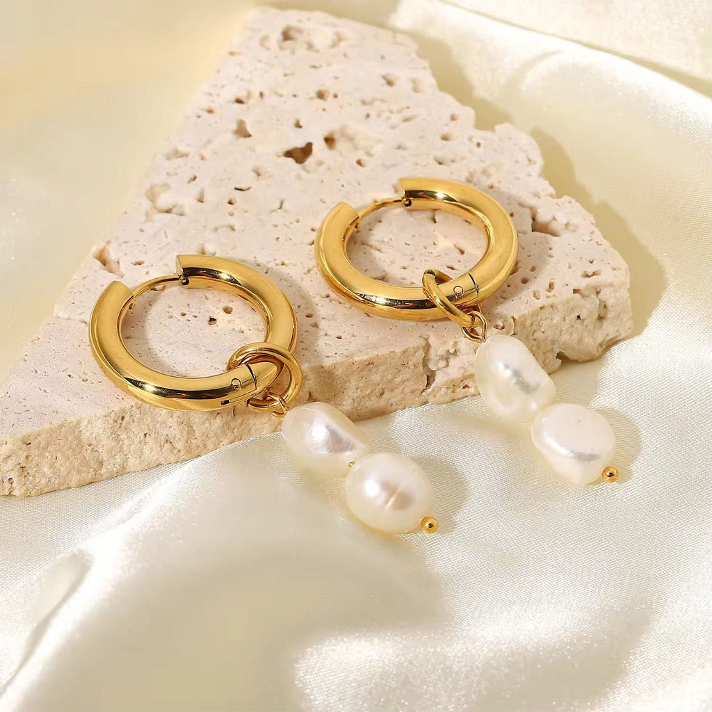 Pearl drop earrings