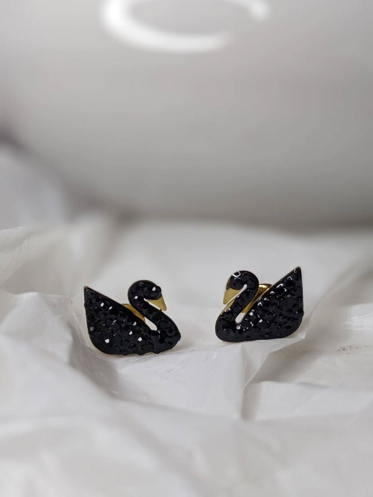 Black Swan studs
