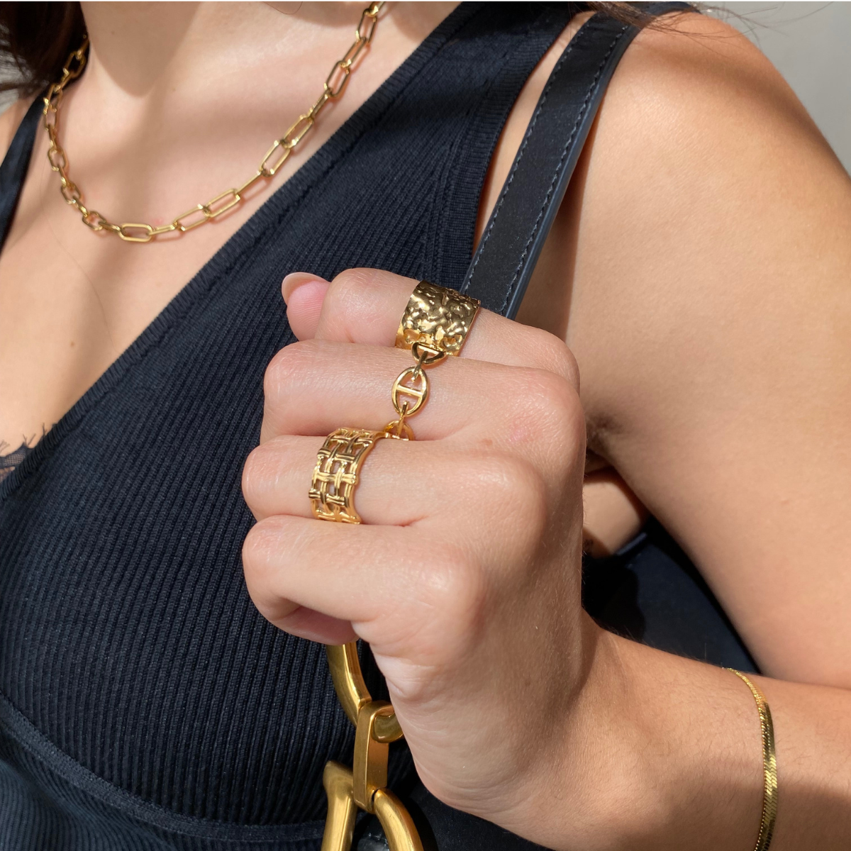 Meshy ring