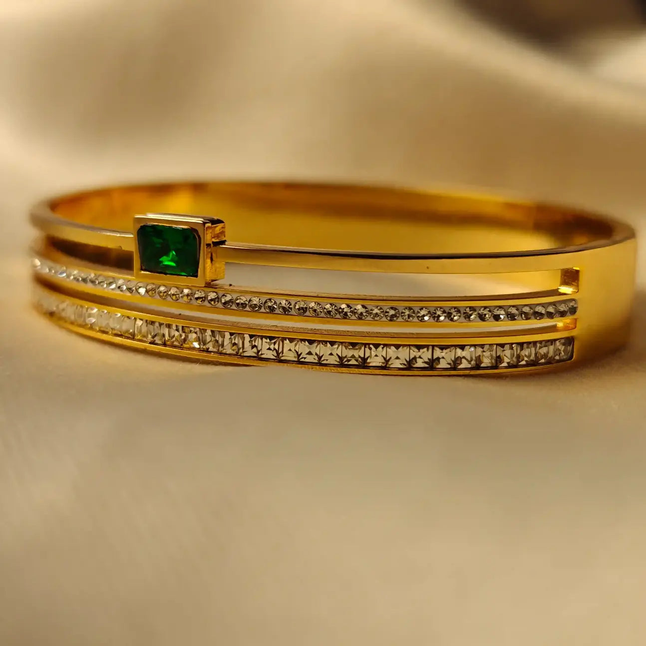 Emerald bangle