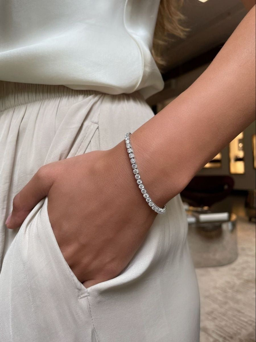 Macro tennis bracelet
