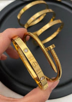 Versatilë Stack