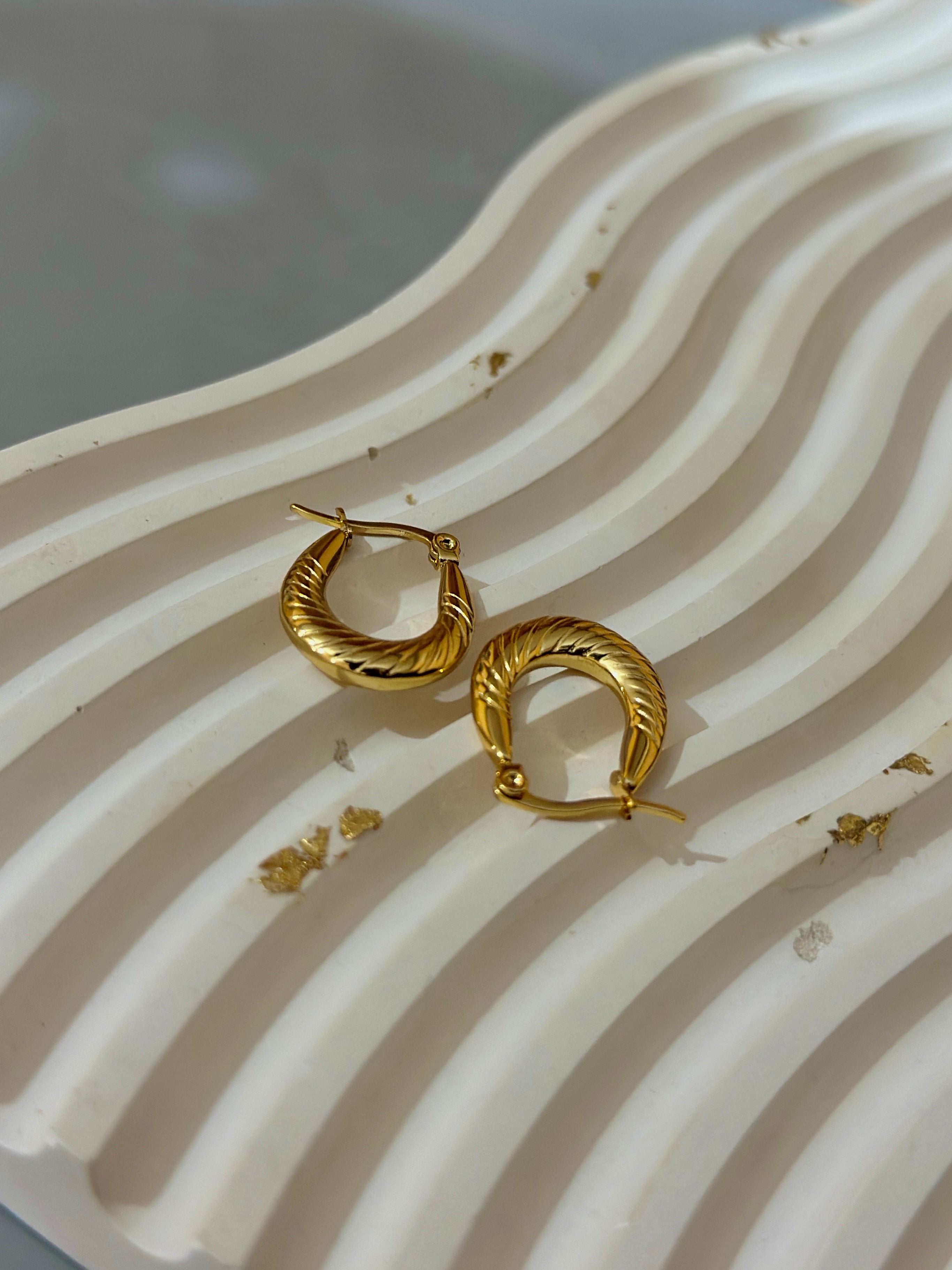 Lyra Hoops