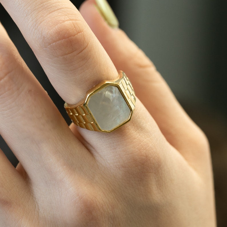Roman ring