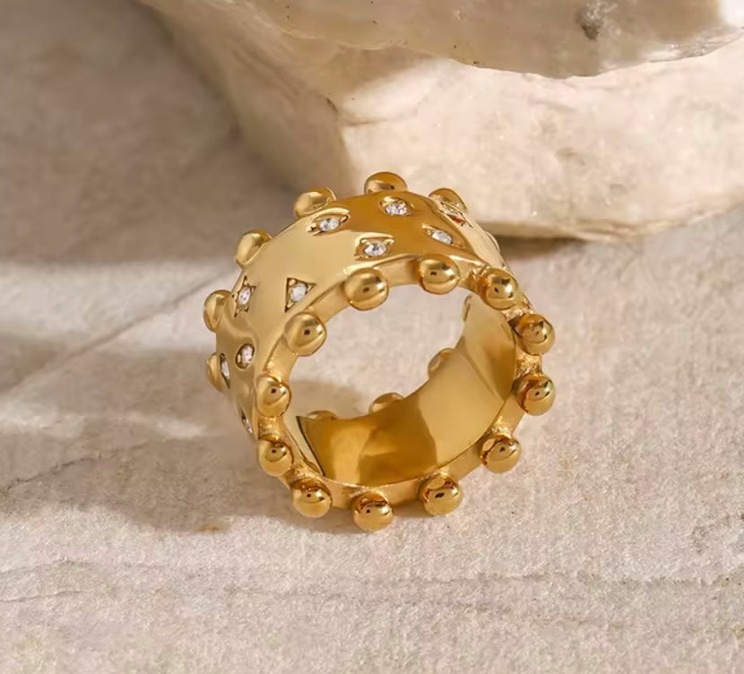 Crown ring