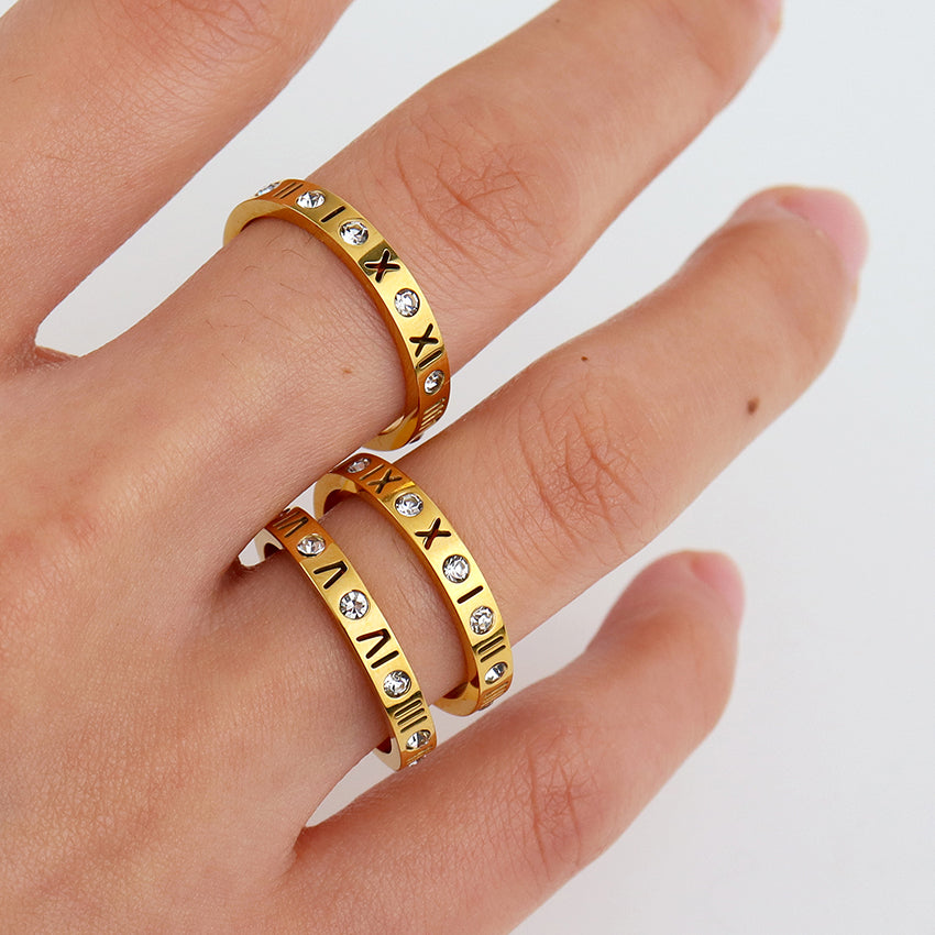 Sleek rome ring