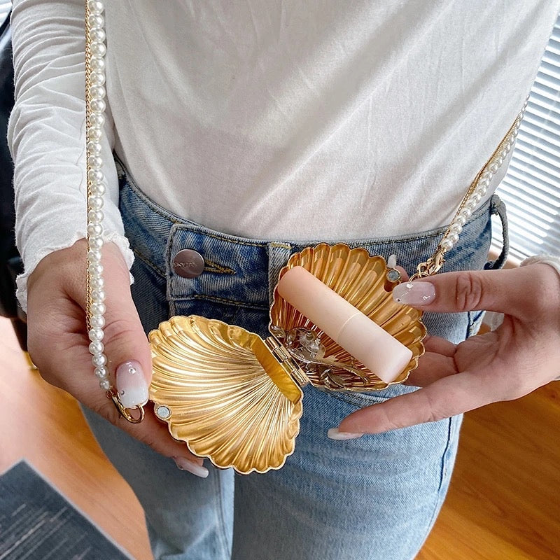 Shell clutch