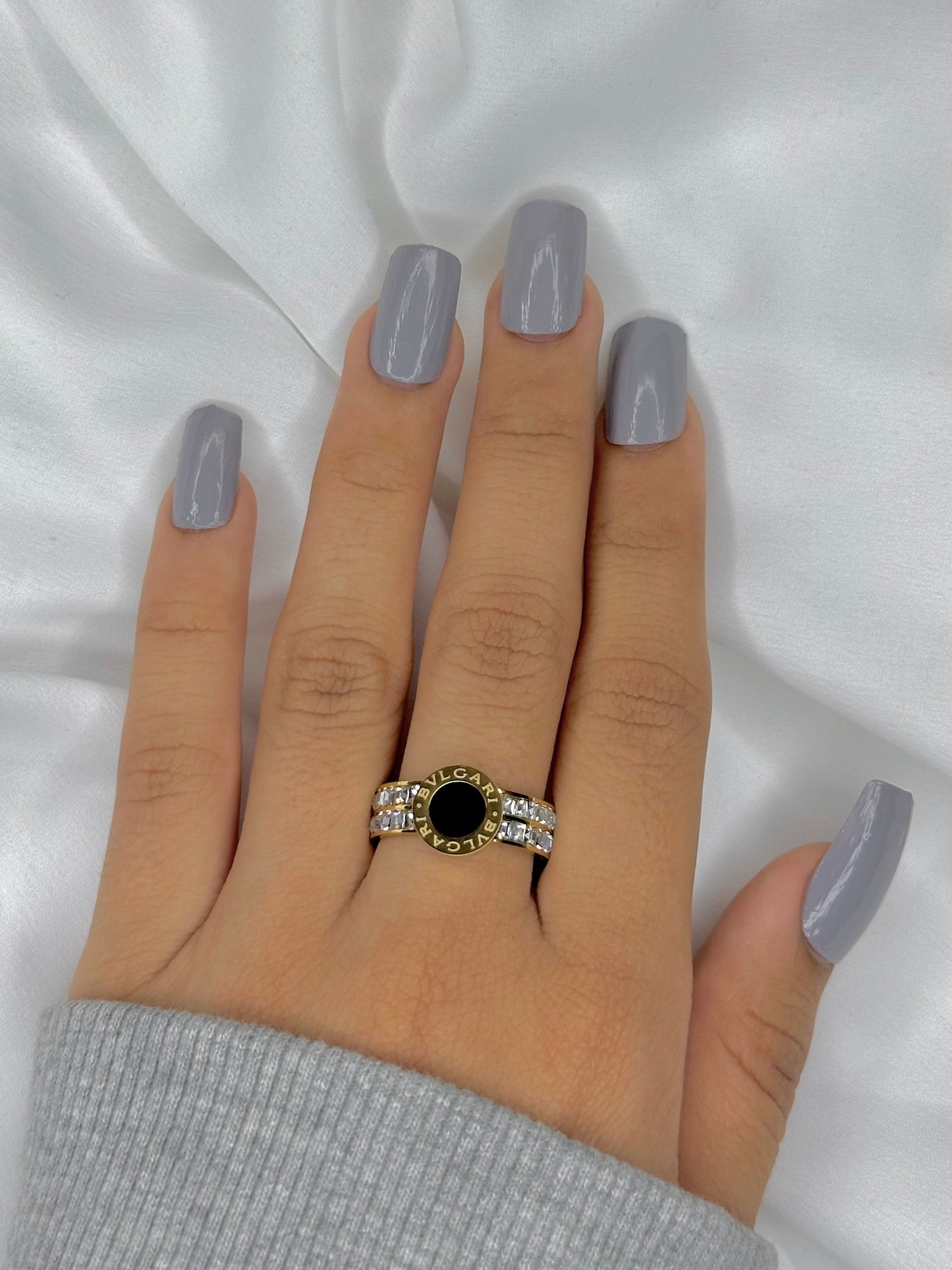 Blackstone Ring l 18K