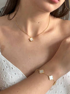 White Vancleef Clover Necklace