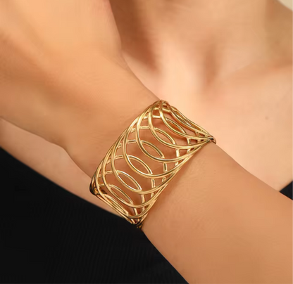 Rozasa wrist cuff-18k
