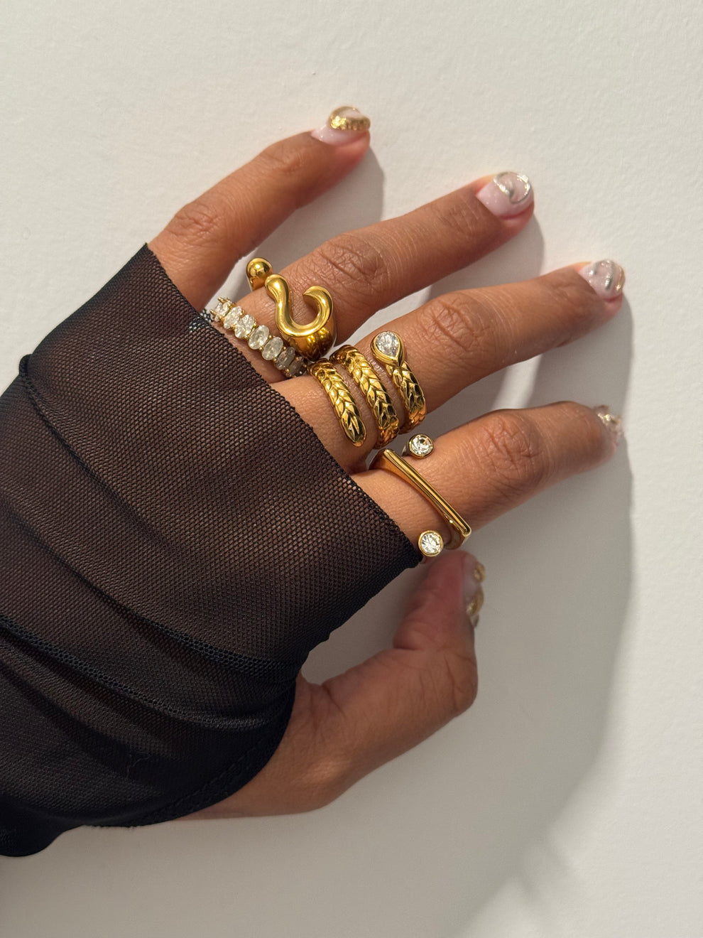 Venom ring