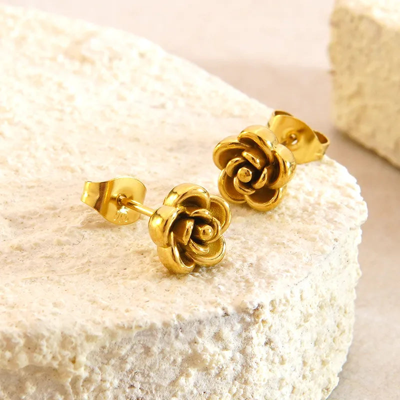 Tulip studs