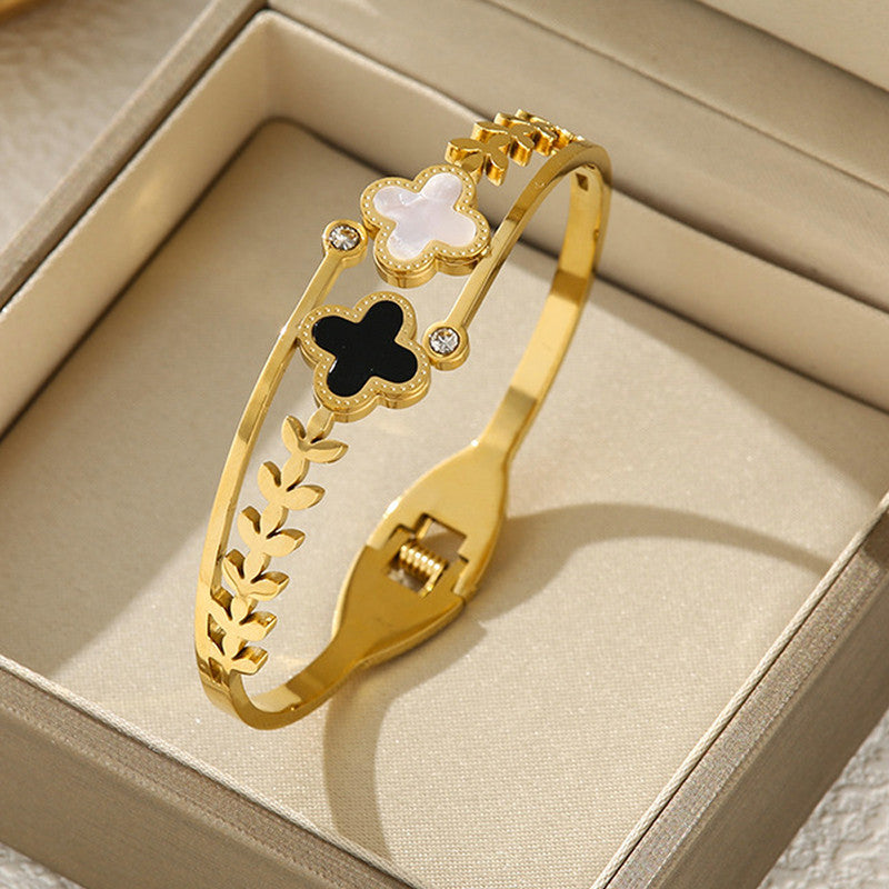 Yarine bangle 18k