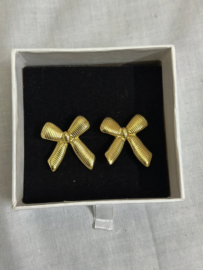 Bow earrings-18k