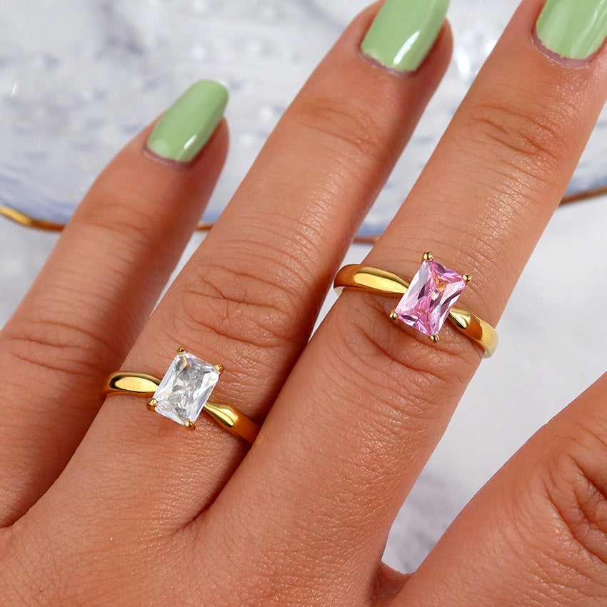 Adore ring