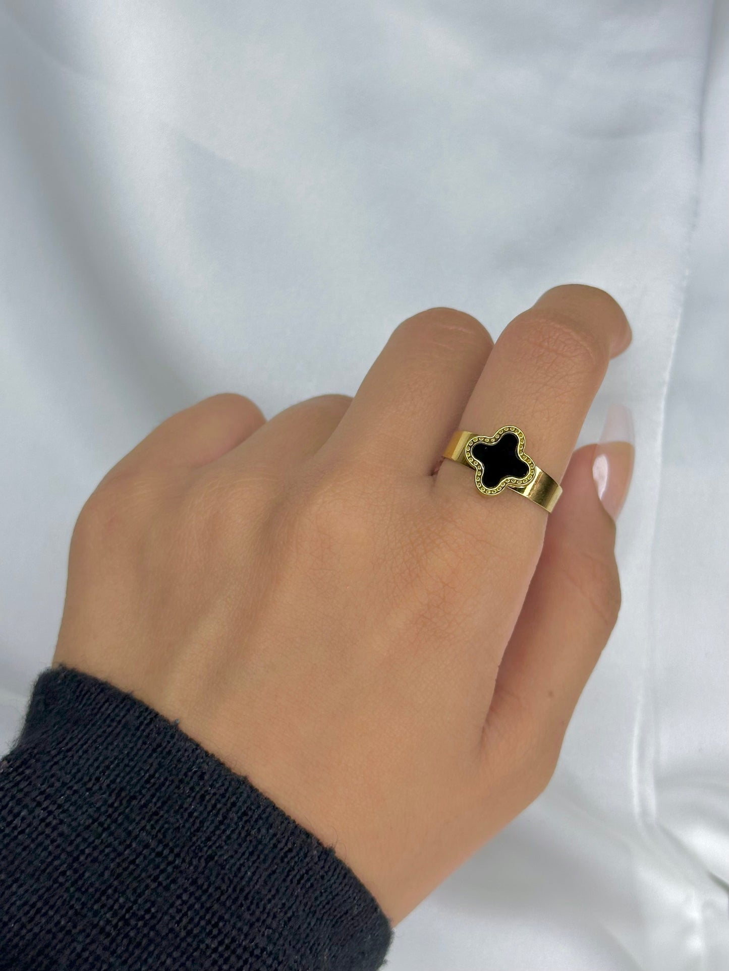 Luxe Clover Ring