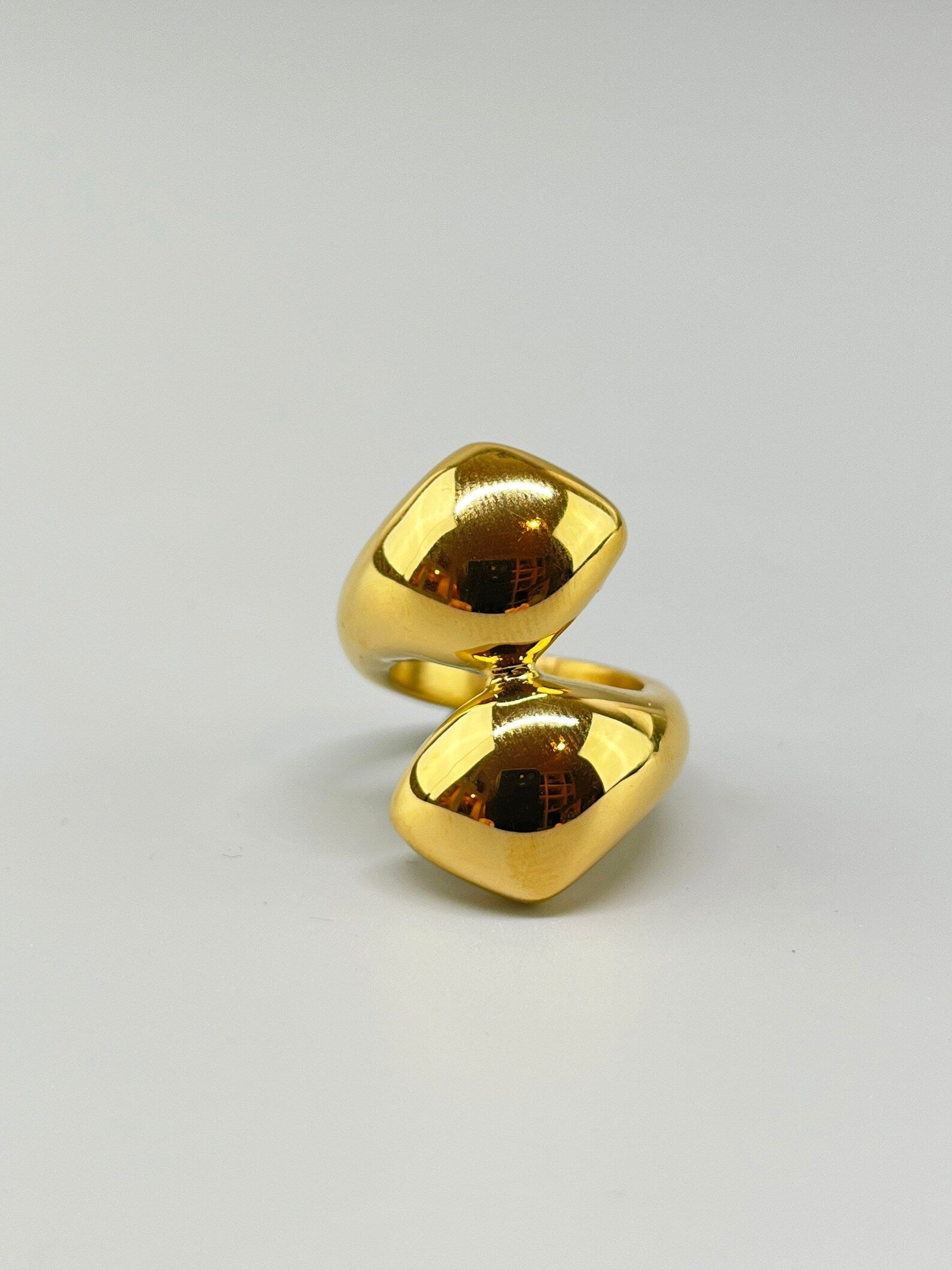 Jusia Ring