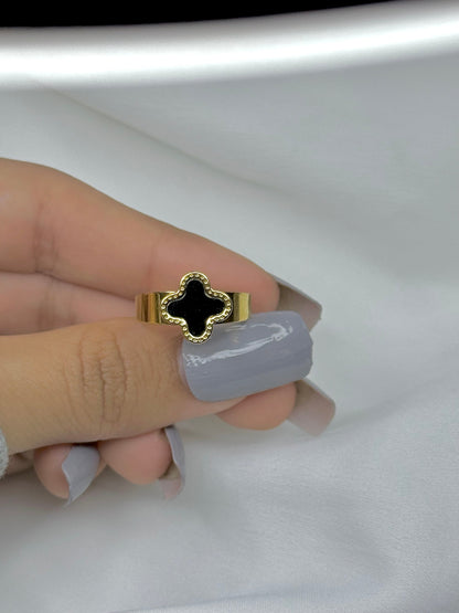 Luxe Clover Ring
