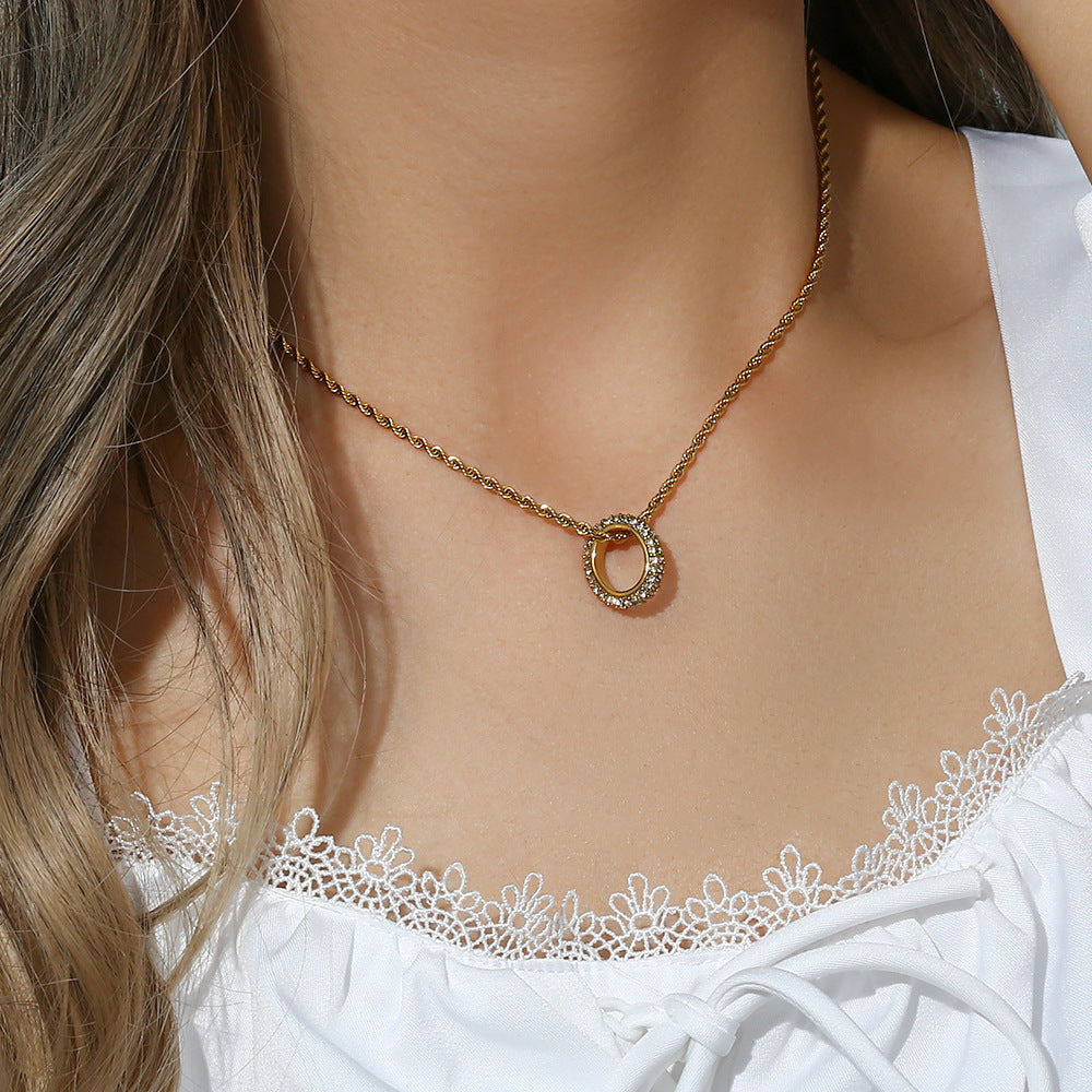 Lyra necklace