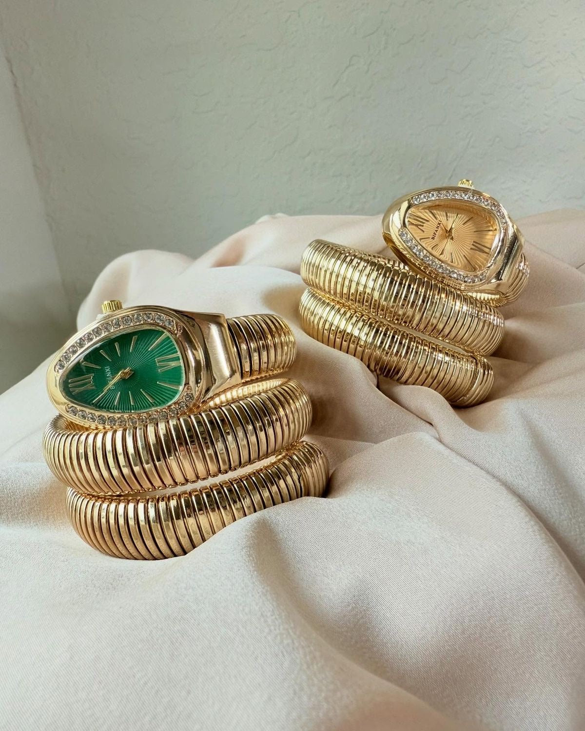 Emerald snake watch