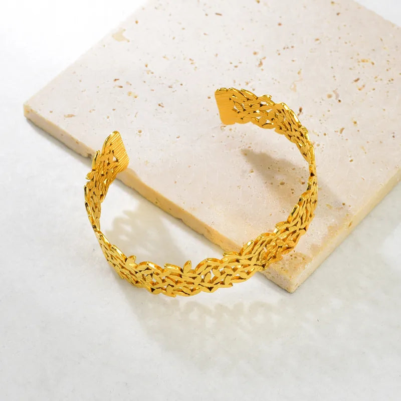 Yaline bangle