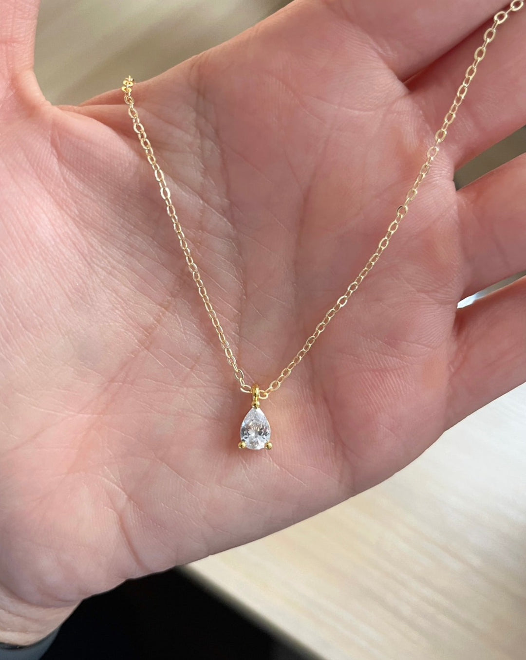 Teardrop necklace