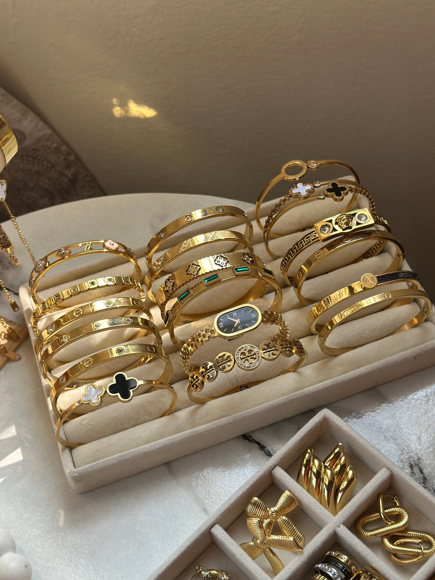 Crisp Bangle