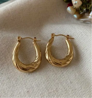 Aurelia Hoops