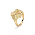 Lustre clover ring