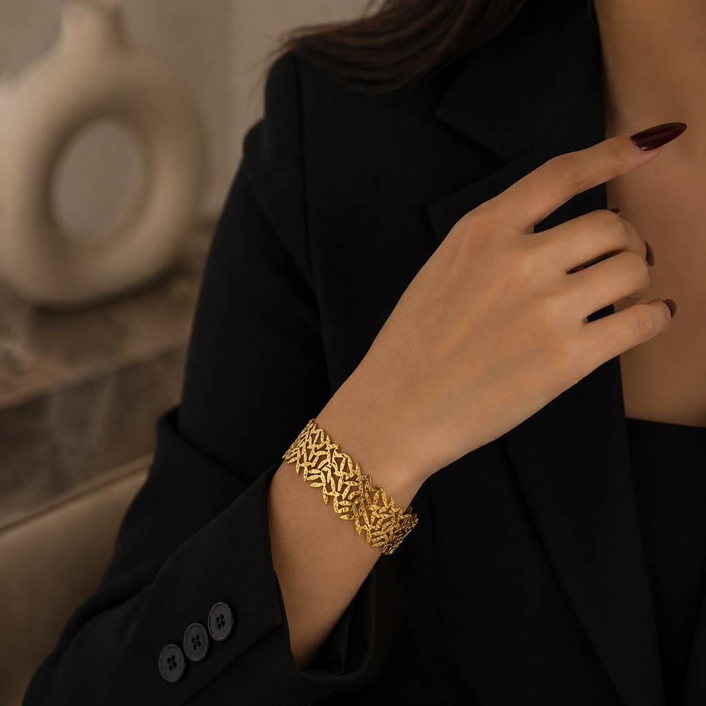 Yaline bangle