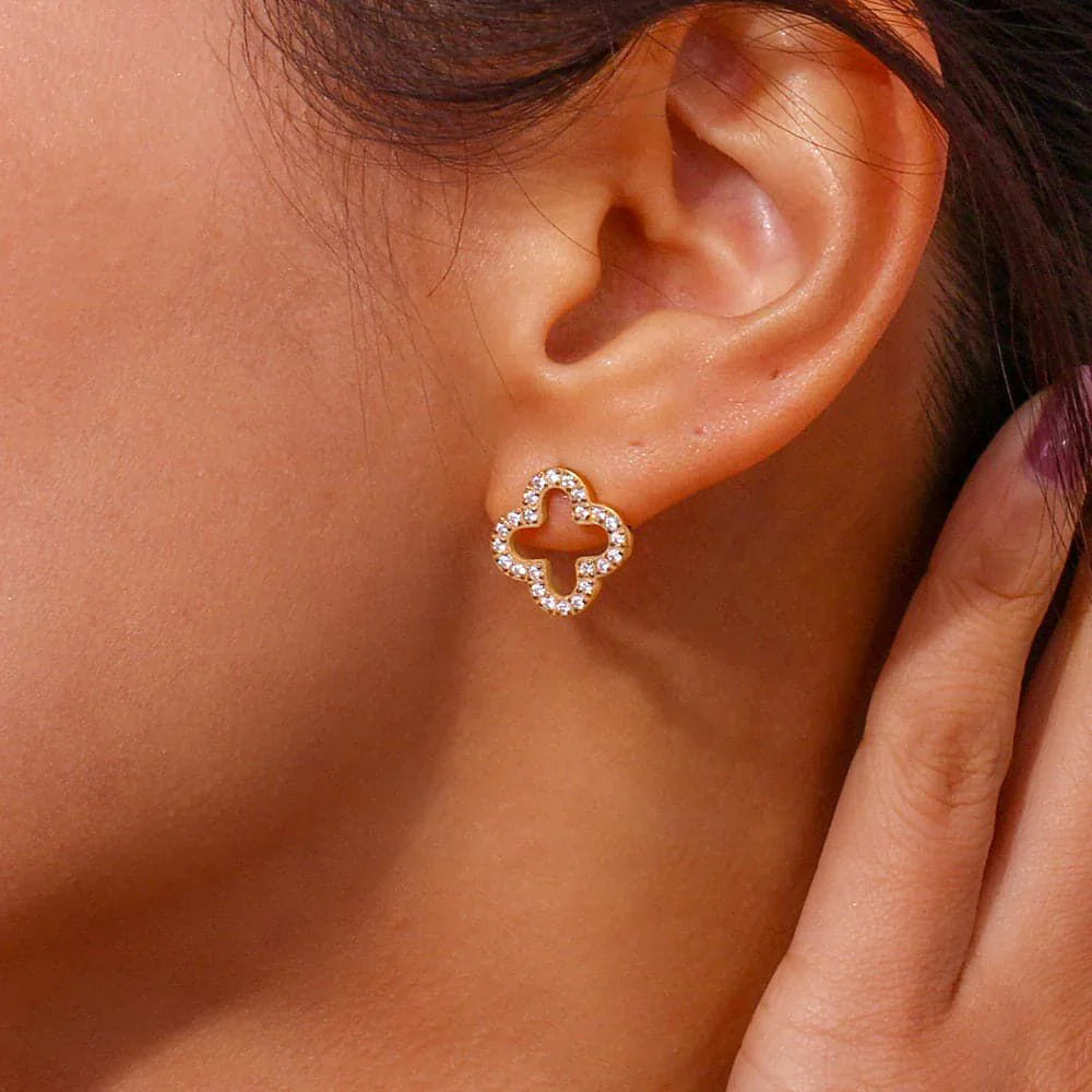 Diamanté hollow Clover Studs