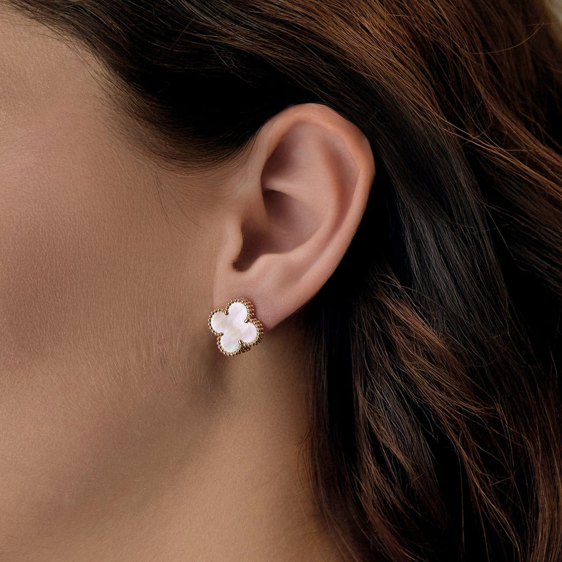 White Clover studs