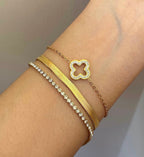 Hollow Clove Bracelet