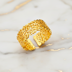 Yaline ring