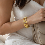 Lipa bangle